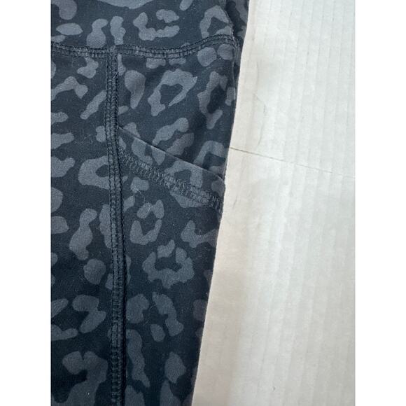 Scorpio Sol Women’s Leggings Pockets Animal Print High Waisted Size Small - Picture 2 of 6